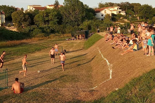 mali-nogomet-na-nasipu