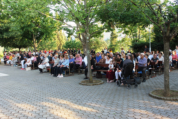 devetnica-studenci-1