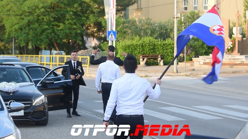 svati-damjanovici-11621-1