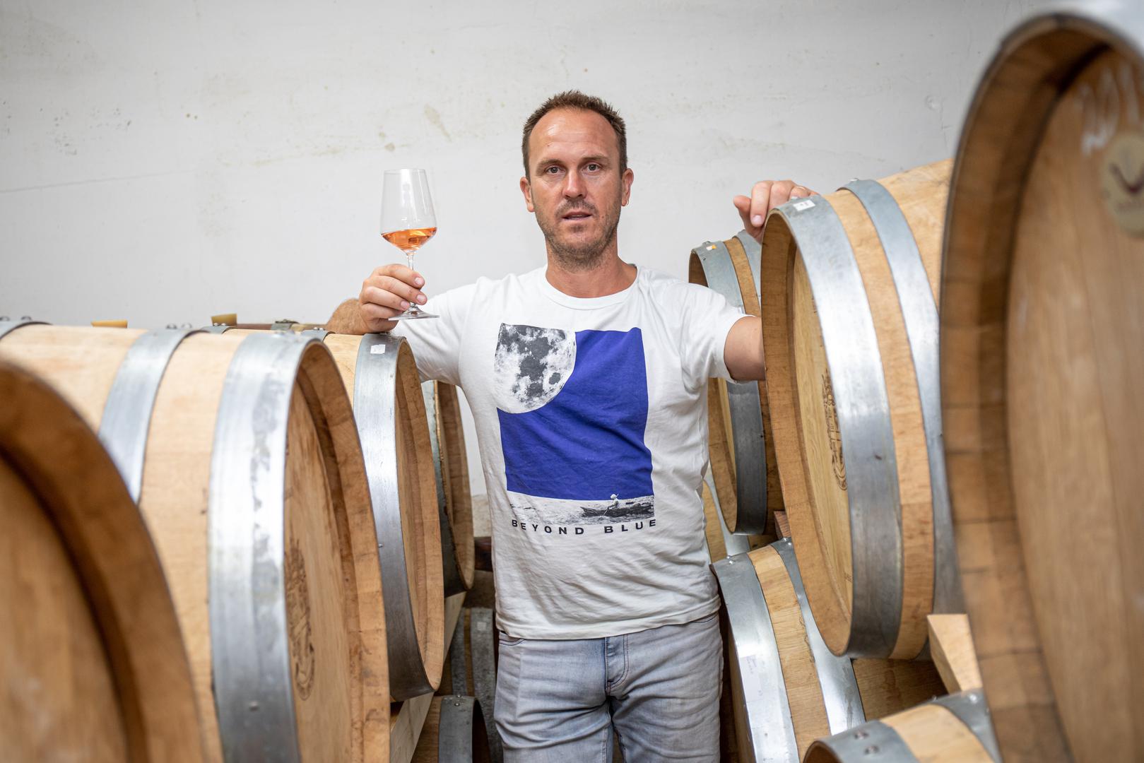 4c4f79c733b4b9d211fc