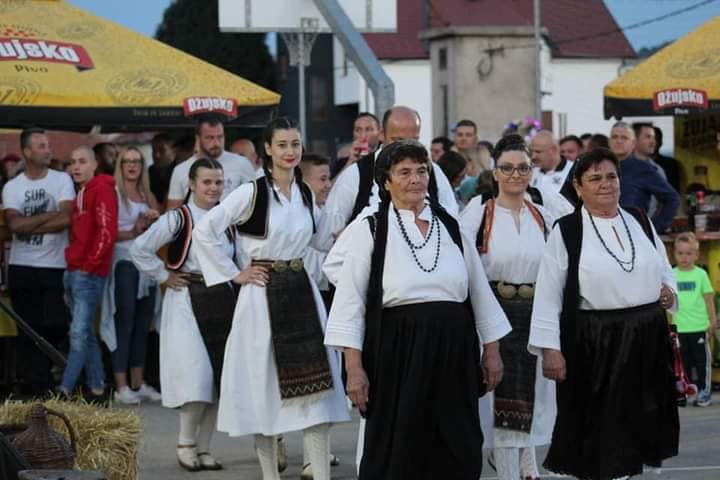 236274919_359526925711555_7637604233857525234_n