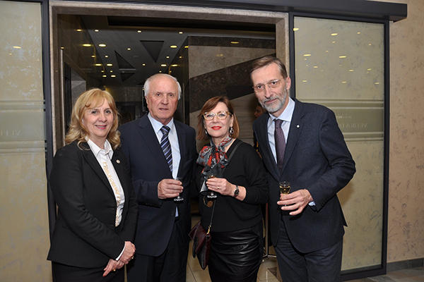 54256011_2293117637626876_6902186631365656576_o