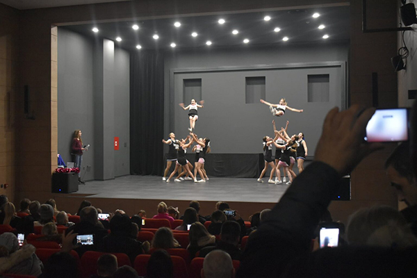 cheerleading-vecer-1536x1025-1