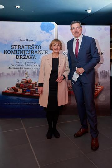 3a1330a25b34f765c148