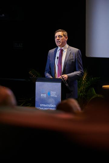 fee97f7e05982c64c80f