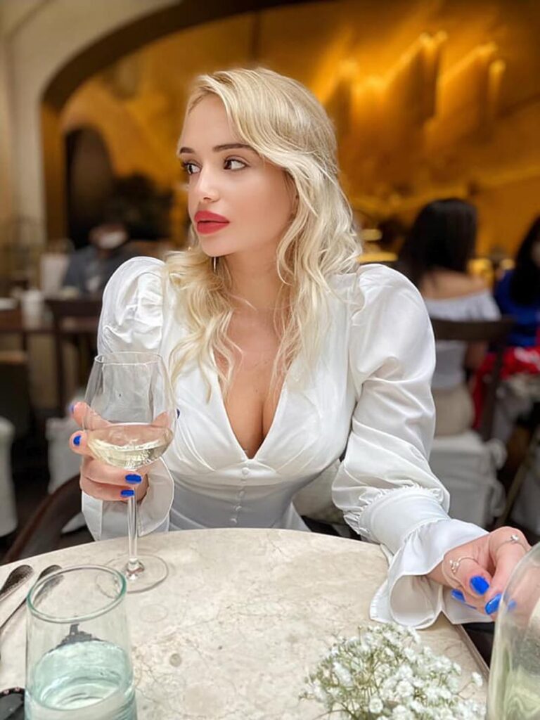 maria-kristina-leko-768x1024-1