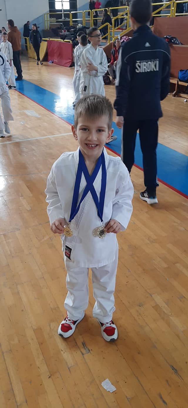 275363232_353887490078661_910265159931398926_n