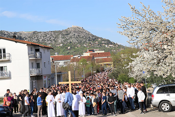 veliki-petak-na-humcu