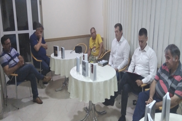 3433f4e2f36f2510e3f91cf9fb61b7d9_XL