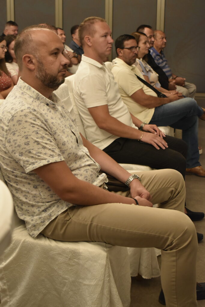 DSC0019-1-683x1024-1