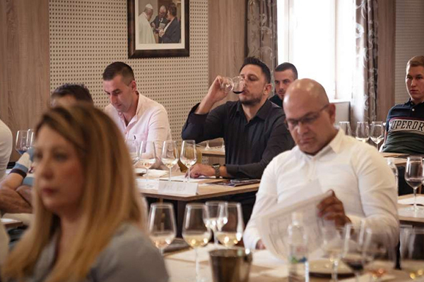 3-2022-08-26-12-26-54-l_f46e9051e799df5c229e063657455571