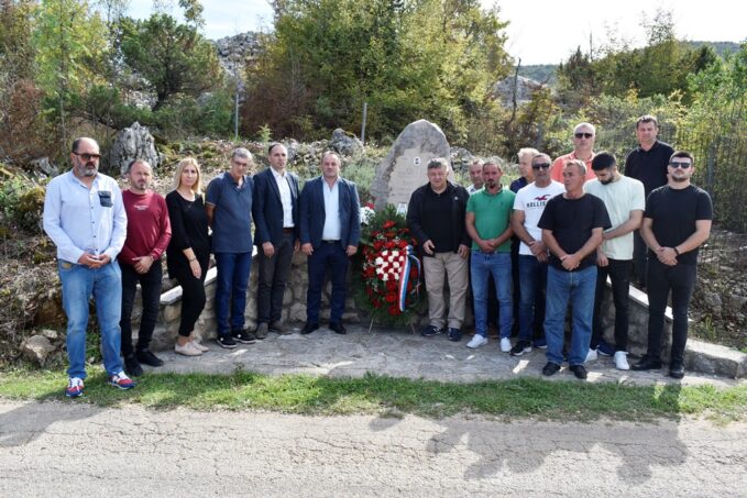 DSC0015-21