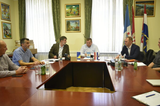 Naslovna-2048x13671-1