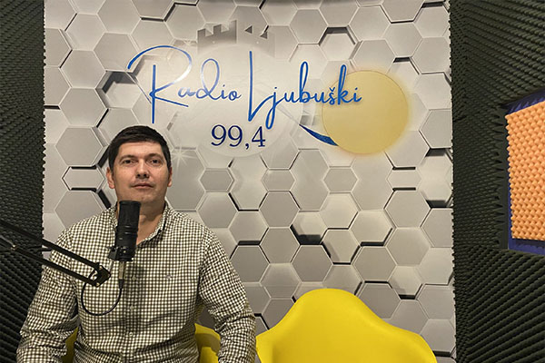 nikca radio