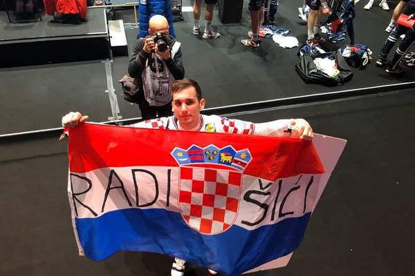 Ljubušak Josip Šarac na liječenju u Zagrebu: Navijači šalju poruke podrške ‘Jak si ti Josipe’