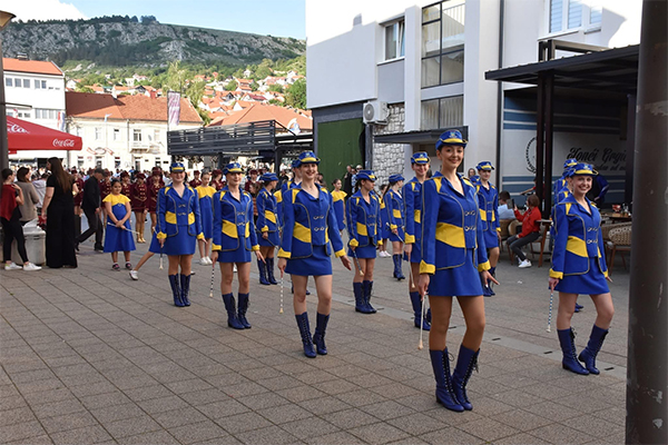 ljukuske mazoretkinje livno
