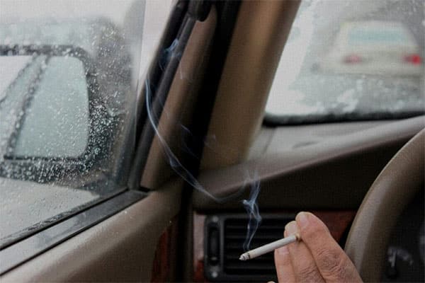 pusenje auto