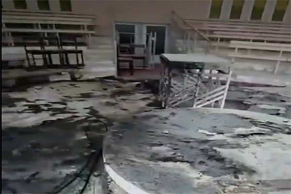 vanjski oltar gori