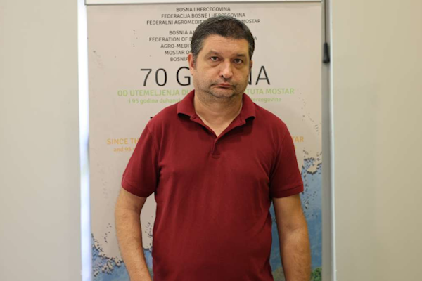 MiroBar